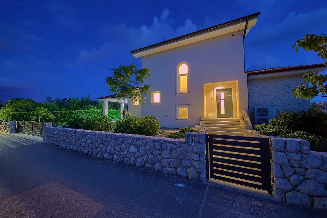 ヴィラ Vrh  Luxury Holiday House Nicole - Krkヴィラ クロアチア